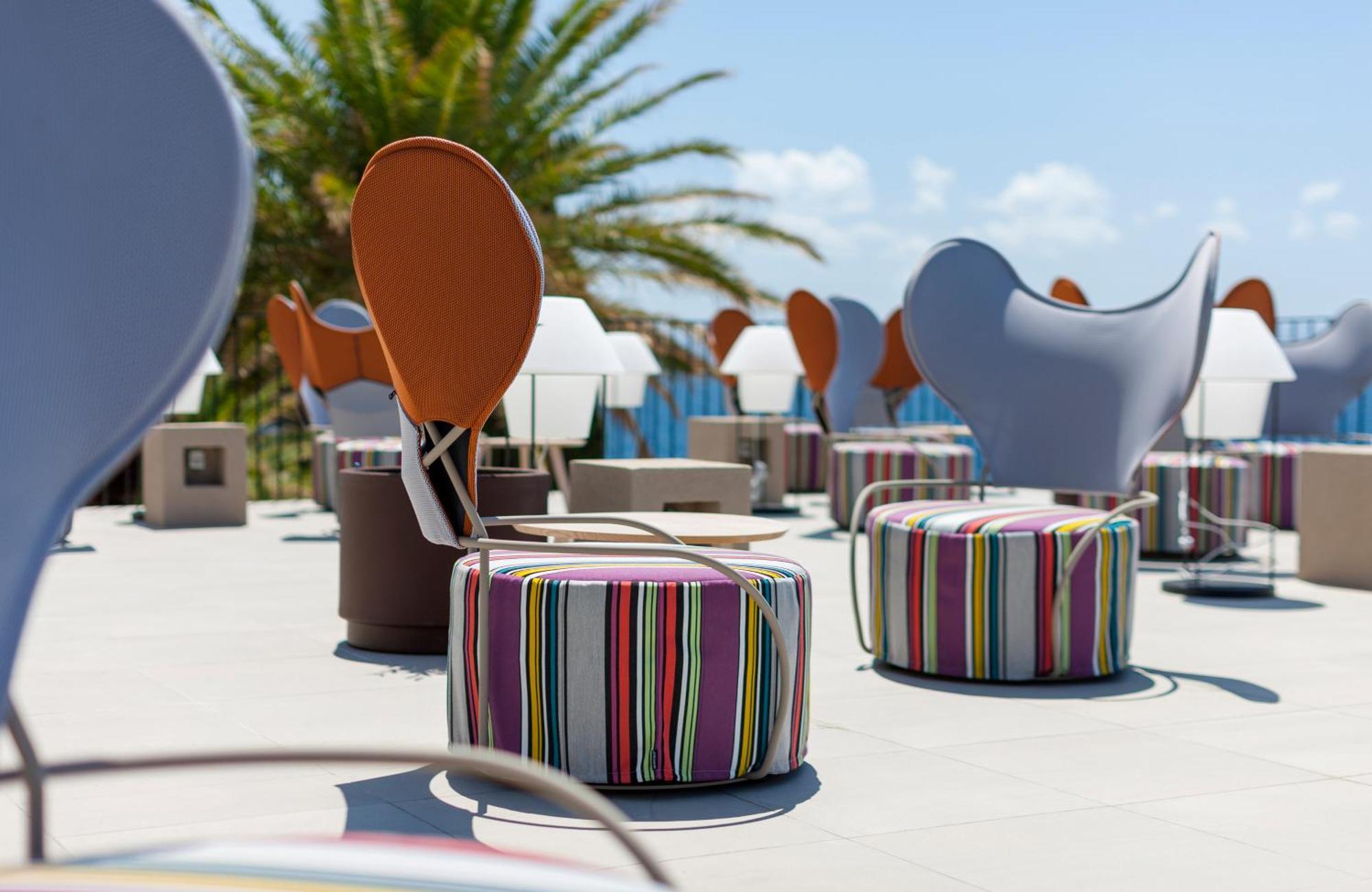 Bluesun Hotel Jadran Tucepi Exterior photo The pool deck at the W Maldives