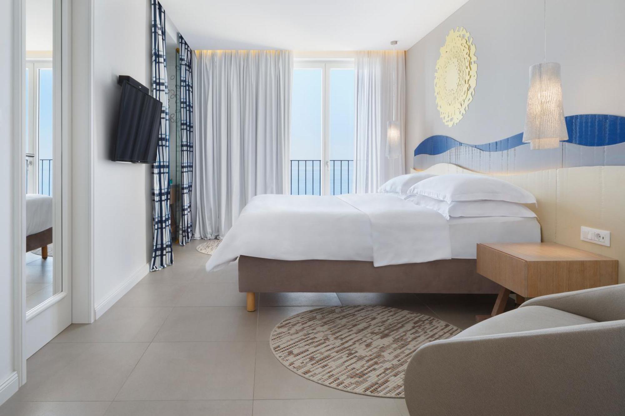 Bluesun Hotel Jadran Tucepi Room photo Deluxe room
