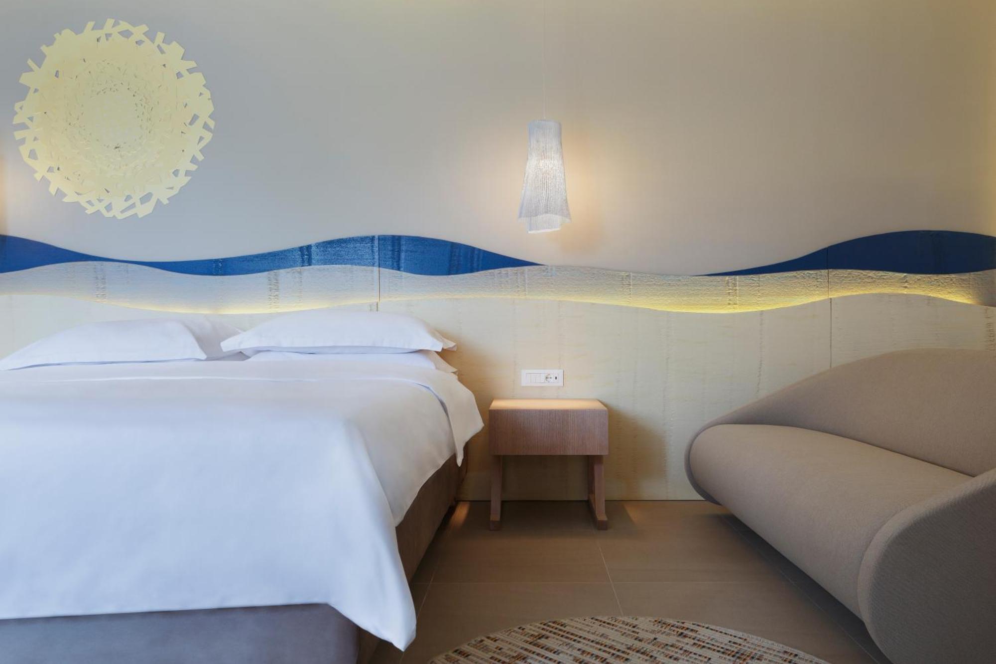 Bluesun Hotel Jadran Tucepi Room photo A room at the hotel