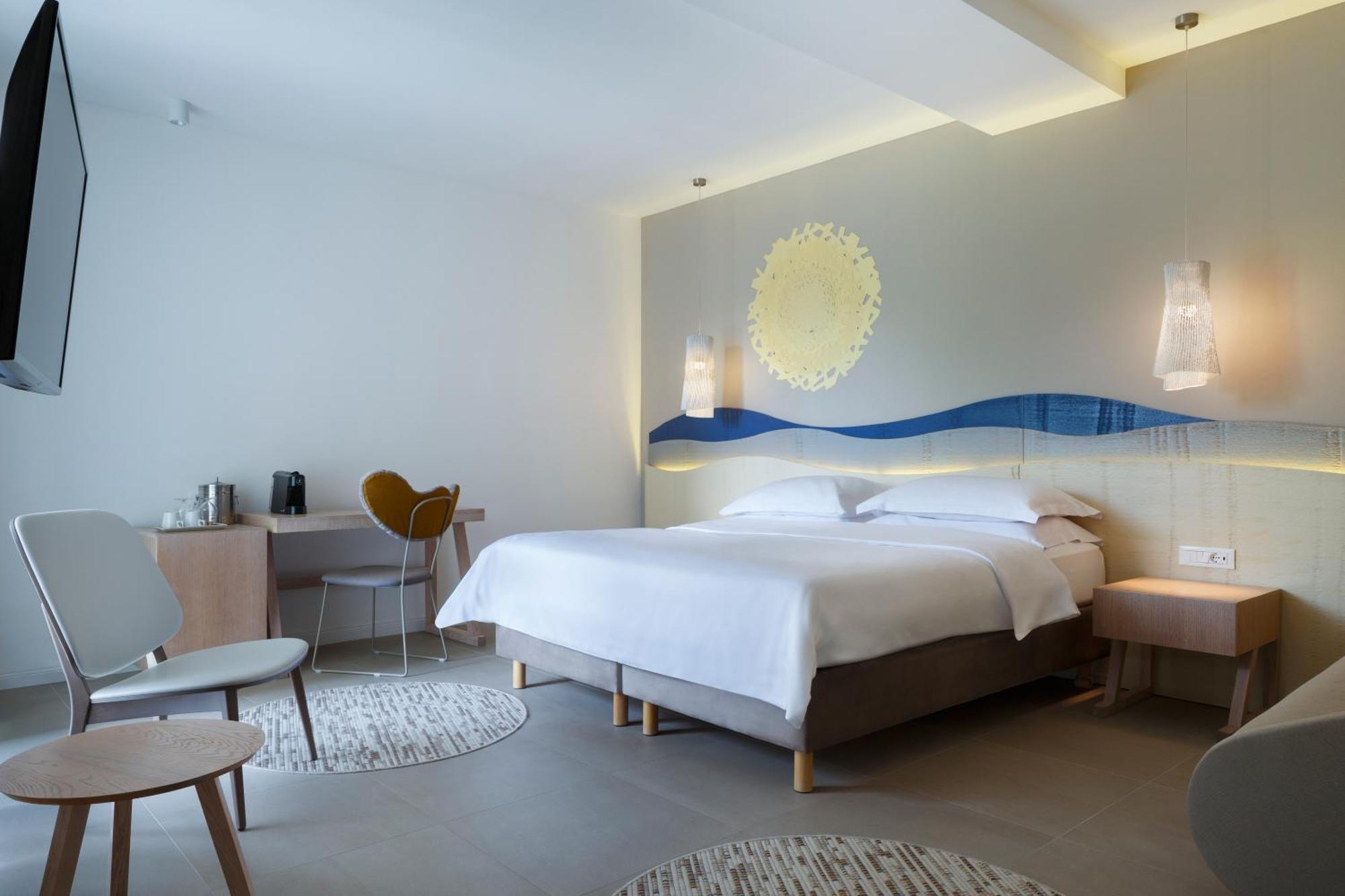 Bluesun Hotel Jadran Tucepi Room photo A room at the hotel